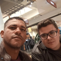 Homem armado se passa por pesquisador, rende vereador em casa e rouba celular em Assis