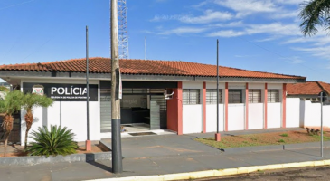 Motociclista morre após cair em pista de rodovia durante chuva forte em Piratininga 