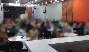 Policiais descobrem casa de jogos clandestina com dezenas de apostadores em Piracicaba