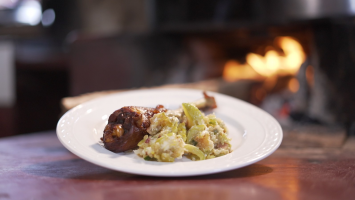Frango caipira e lobozó são destaques da Hora do Rancho