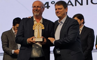 Tarcísio lamenta mortes de prefeito e primeira-dama em acidente de carro no interior de SP