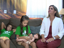 Caminhão tomba ao bater em árvore e interdita avenida em Campinas